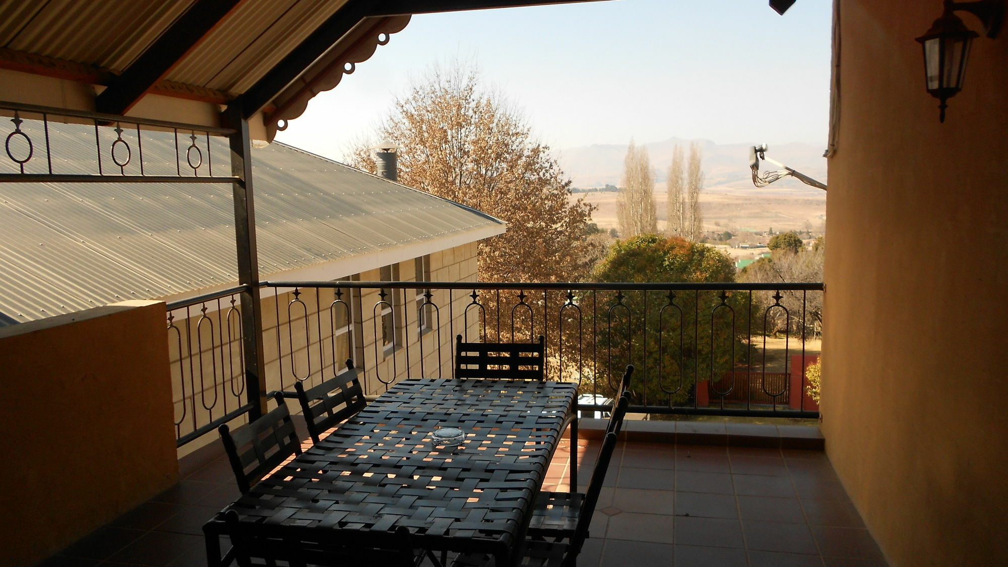 Red Mountain House Hotel Clarens Exterior photo